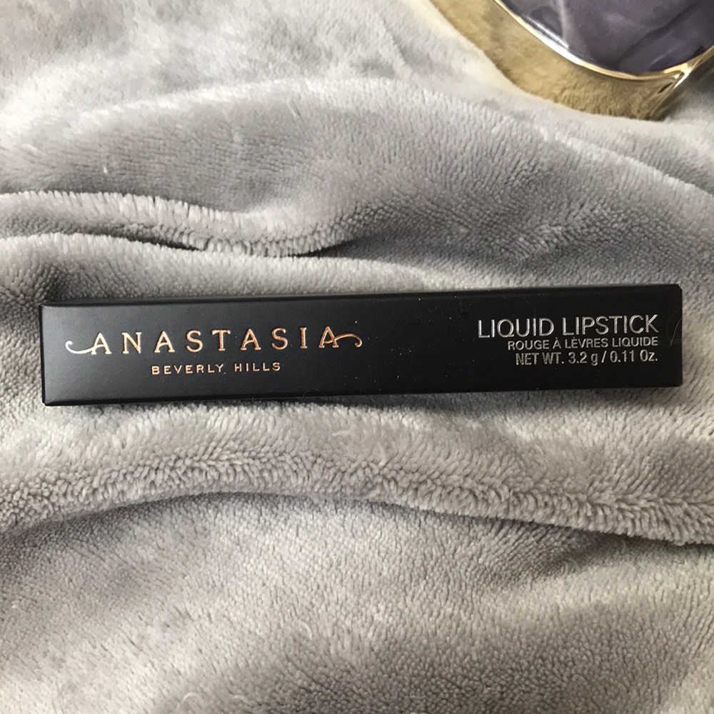 Anastasia Beverly Hills liquid lip